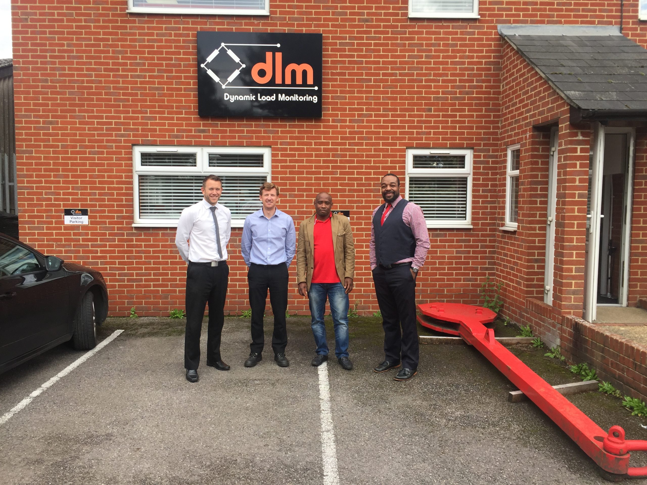 Chant 性交裸体视频 Business Partner, DLM, Loads Up With More Distributors